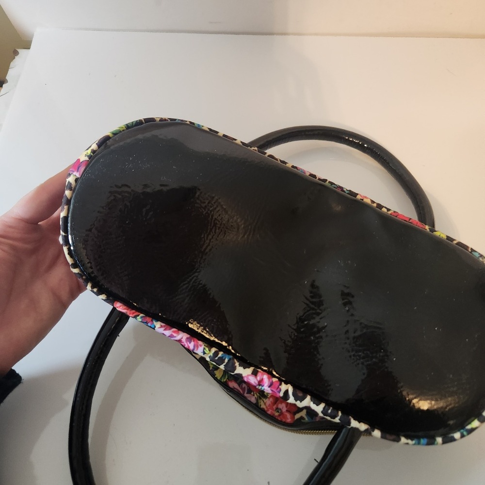 Betsey Johnson Leopard Floral Rose Dome Satchel Handbag Black Patent Trim - Picture 4 of 8